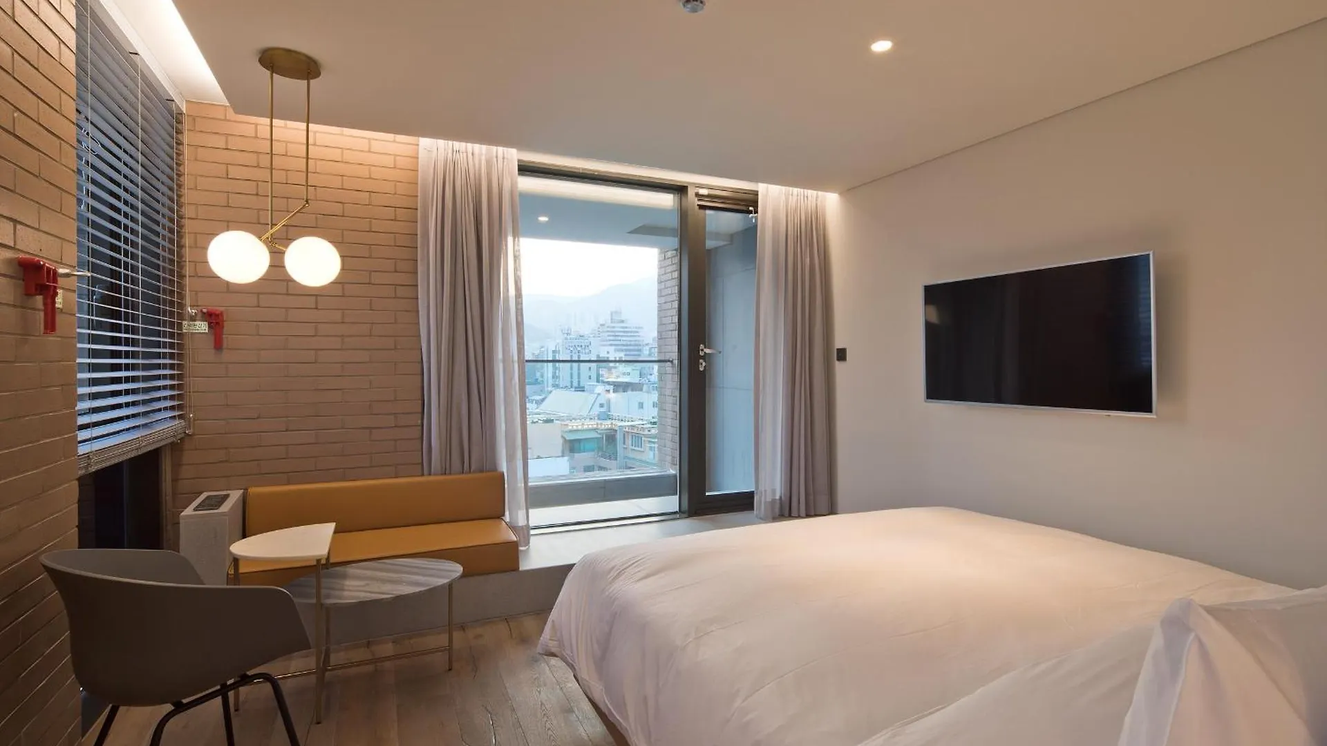 Cont Hotel Busan